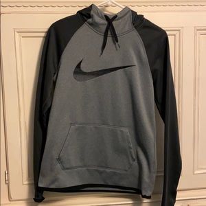 Nike hoodie size S